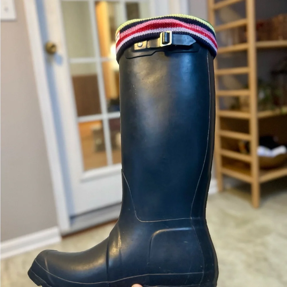 Hunter Rain Boots Black with Striped Knit Boot Socks-Willing to Sell Separately - Picture 5 of 10
